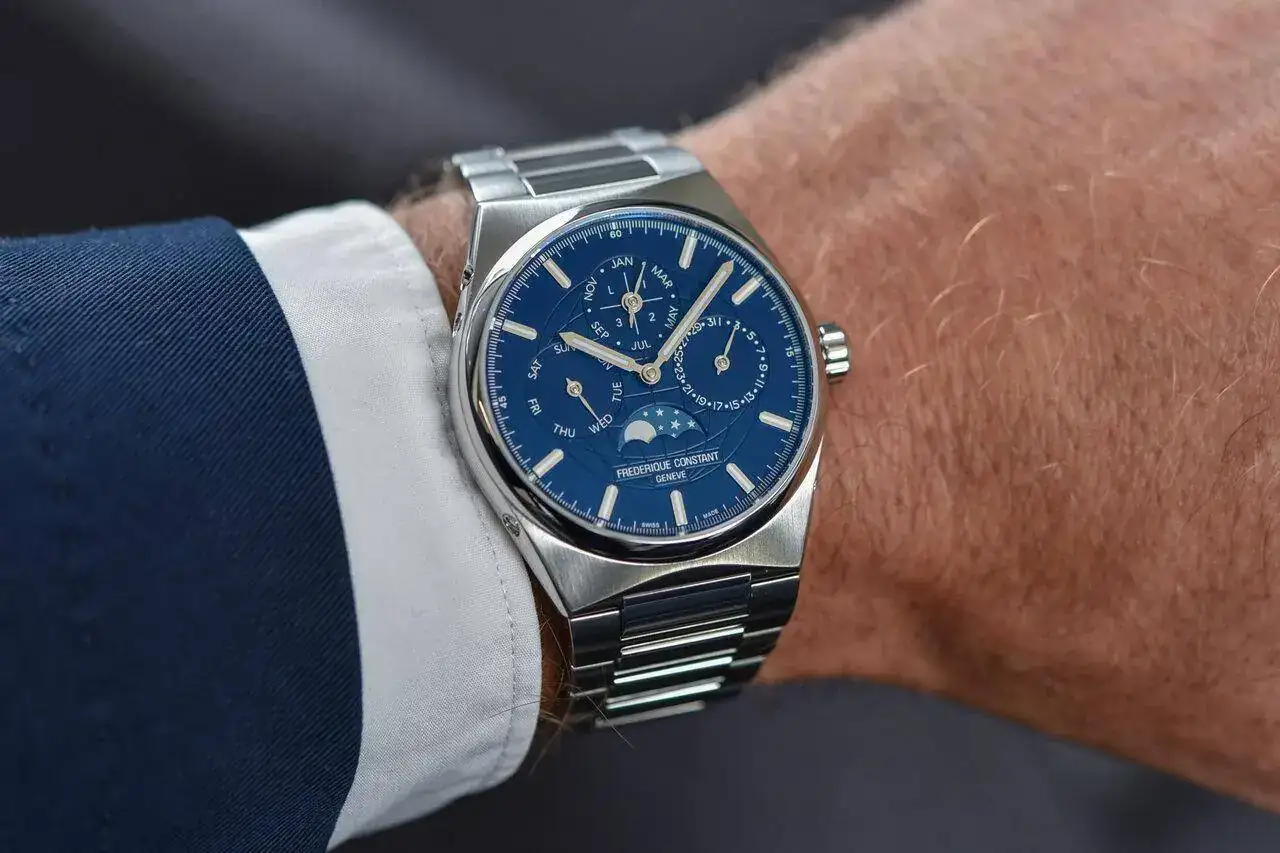 Frederique-Constant-Highlife-Perpetual-Calendar-Review-5.webp