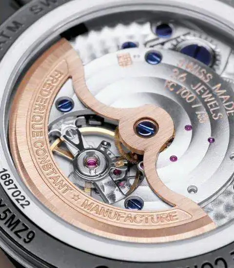 frederique-constant-maxime-manufacture-automatic-2.webp