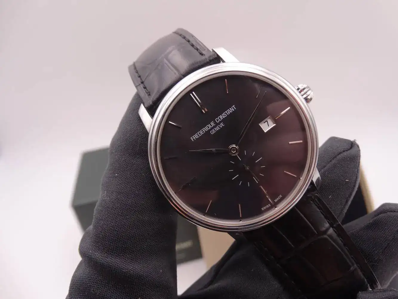 frederique constant slimline small seconds automatic 5016.webp