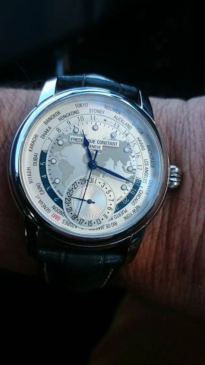 FREDERIQUE CONSTANT WORLDTIMER 24.webp