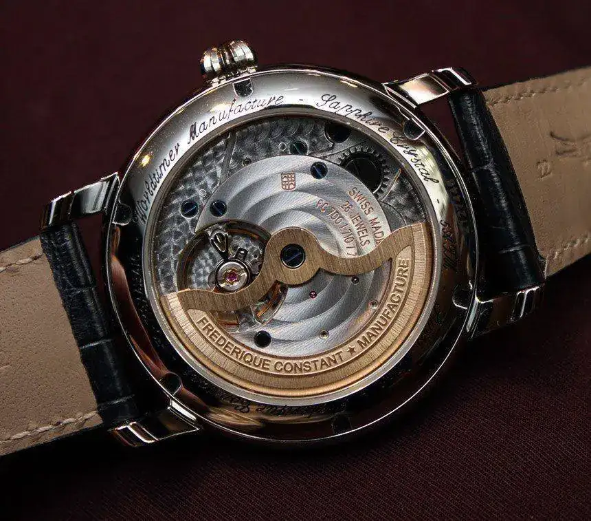 Frederique-Constant-Worldtimer-watch-blue-5.webp