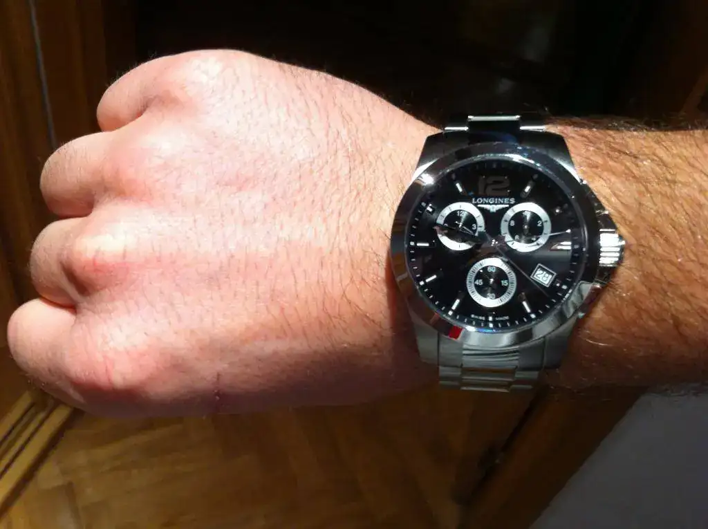 g-Conquest chronograph.webp