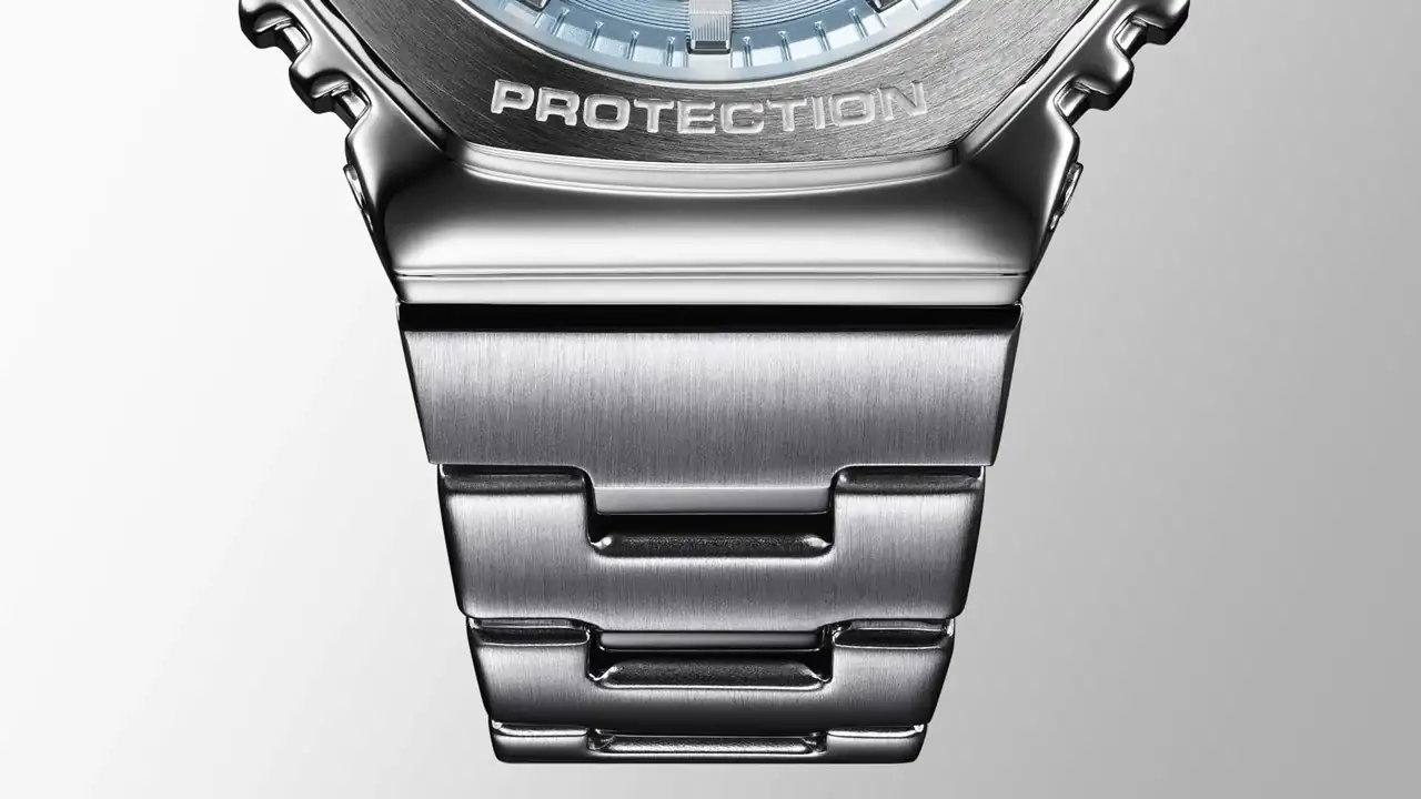 G-Shock GM-2110 4.webp