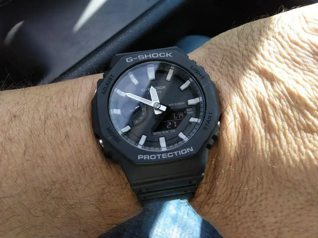 GA-2100-1AER_14.7 (3).webp