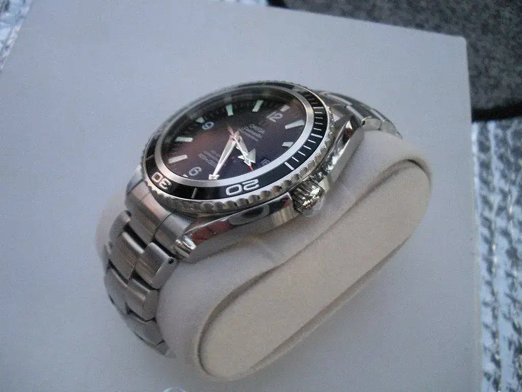 ga-Seamaster-Planet-Ocean-455mm-ref.-2200.50.00-19.webp