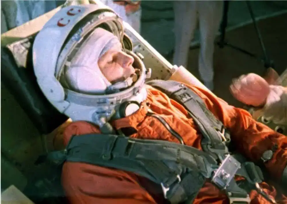 gagarin-space12.webp