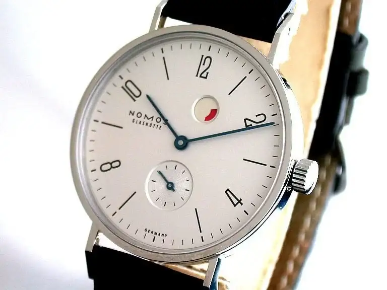 -gangreserve-omega-speedmaster-pro-moonwatch-nomos.webp