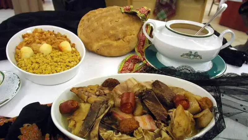 gastronomia-de-leon.webp