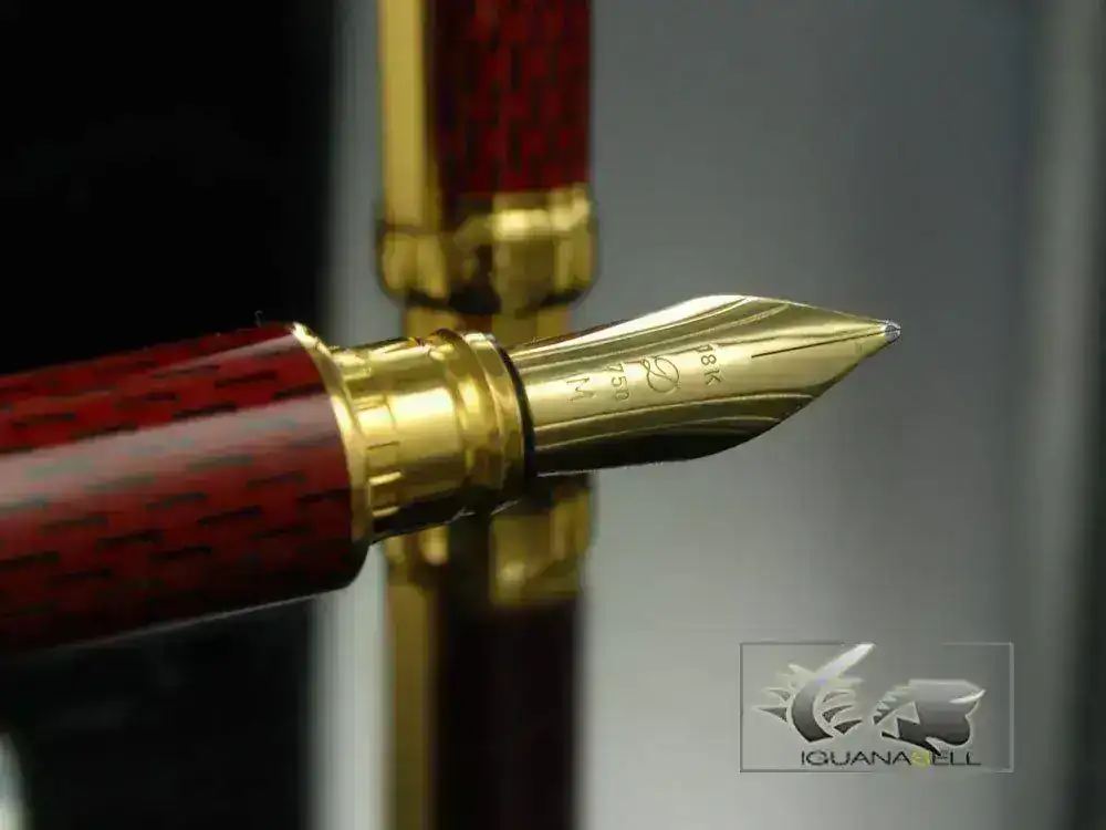 -Gatsby-Fountain-Pen-Red-Lacquer-and-Gold-431291-3.webp
