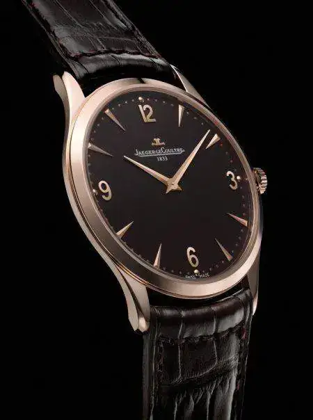 ger-lecoultre-master-control-1833-ultra-thin-angle.webp