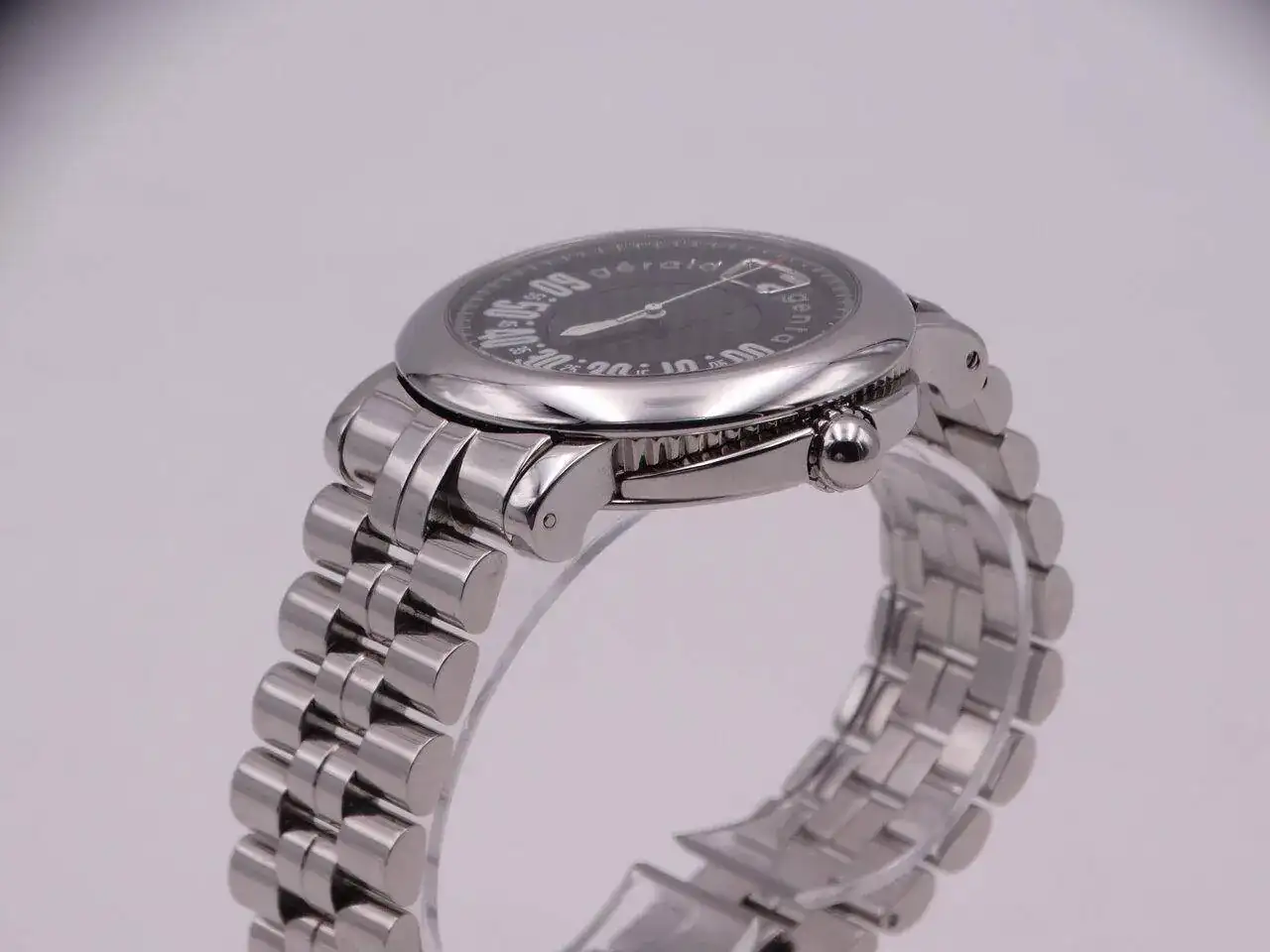 Gerald Genta Retro Sport 06162.webp