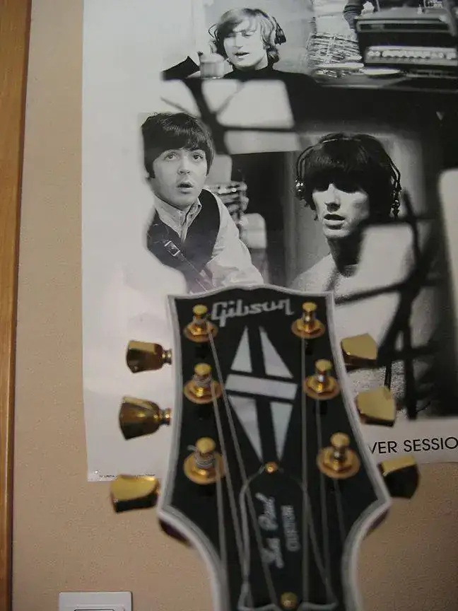 Gibson Les Paul Custom 9.jpg