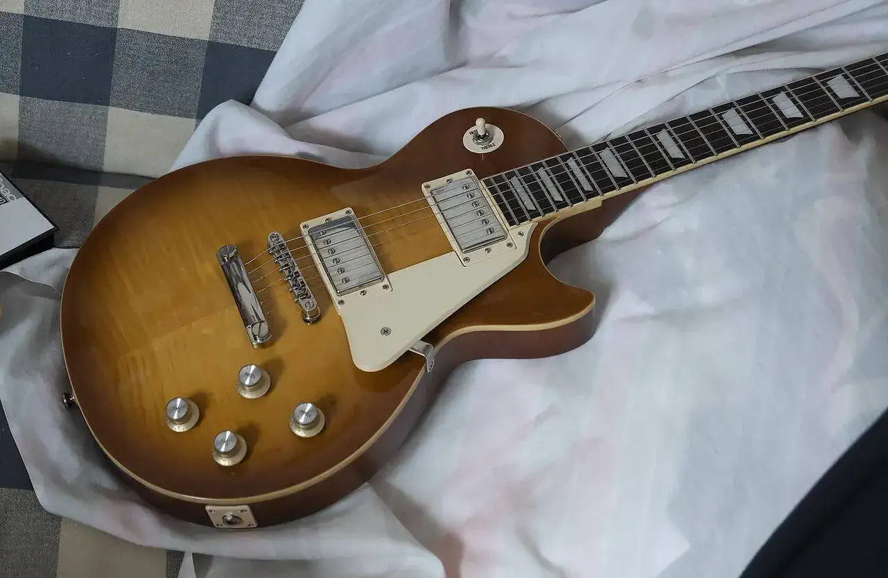 Gibson Les Paul Standard.webp