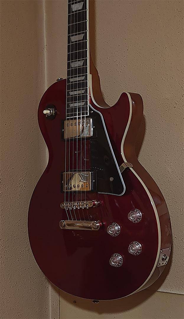 Gibson LesPaul Modern.jpg