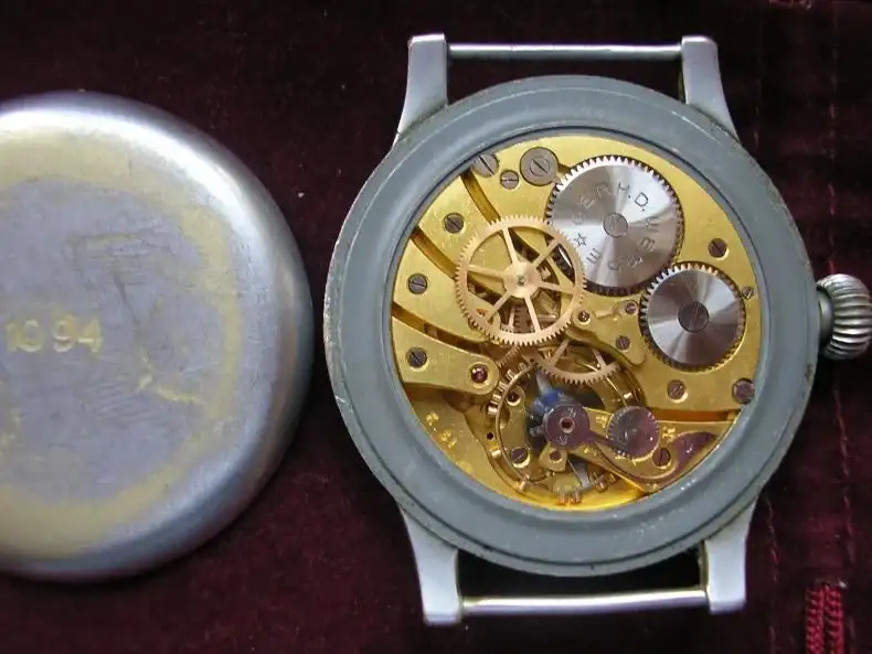 ginal-ww2-55mm-b-uhr-%5Bwempe%5D-gwo-pilot-watch-2.webp