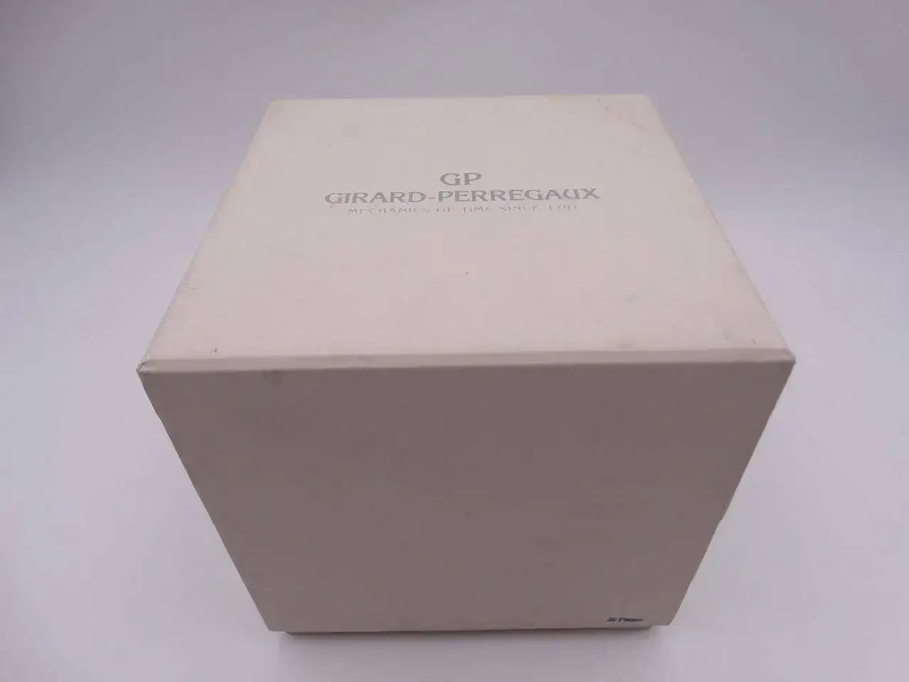 girard perregaux 1966 small seconds date 3813.webp