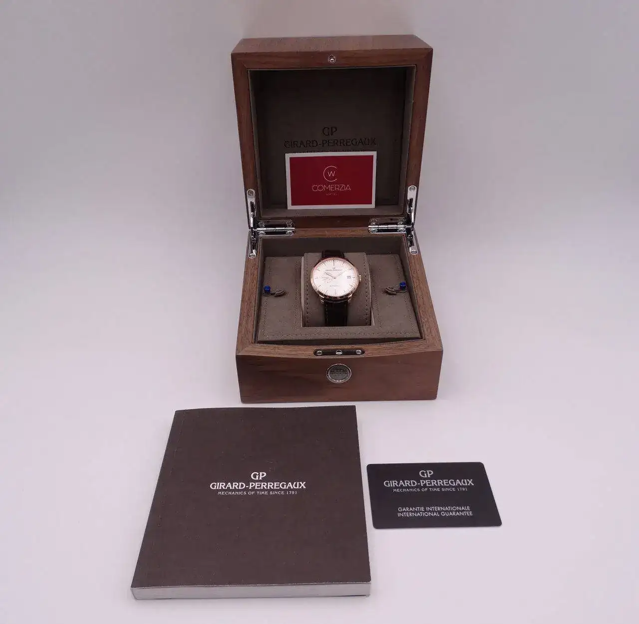 girard perregaux 1966 small seconds date 3815.webp