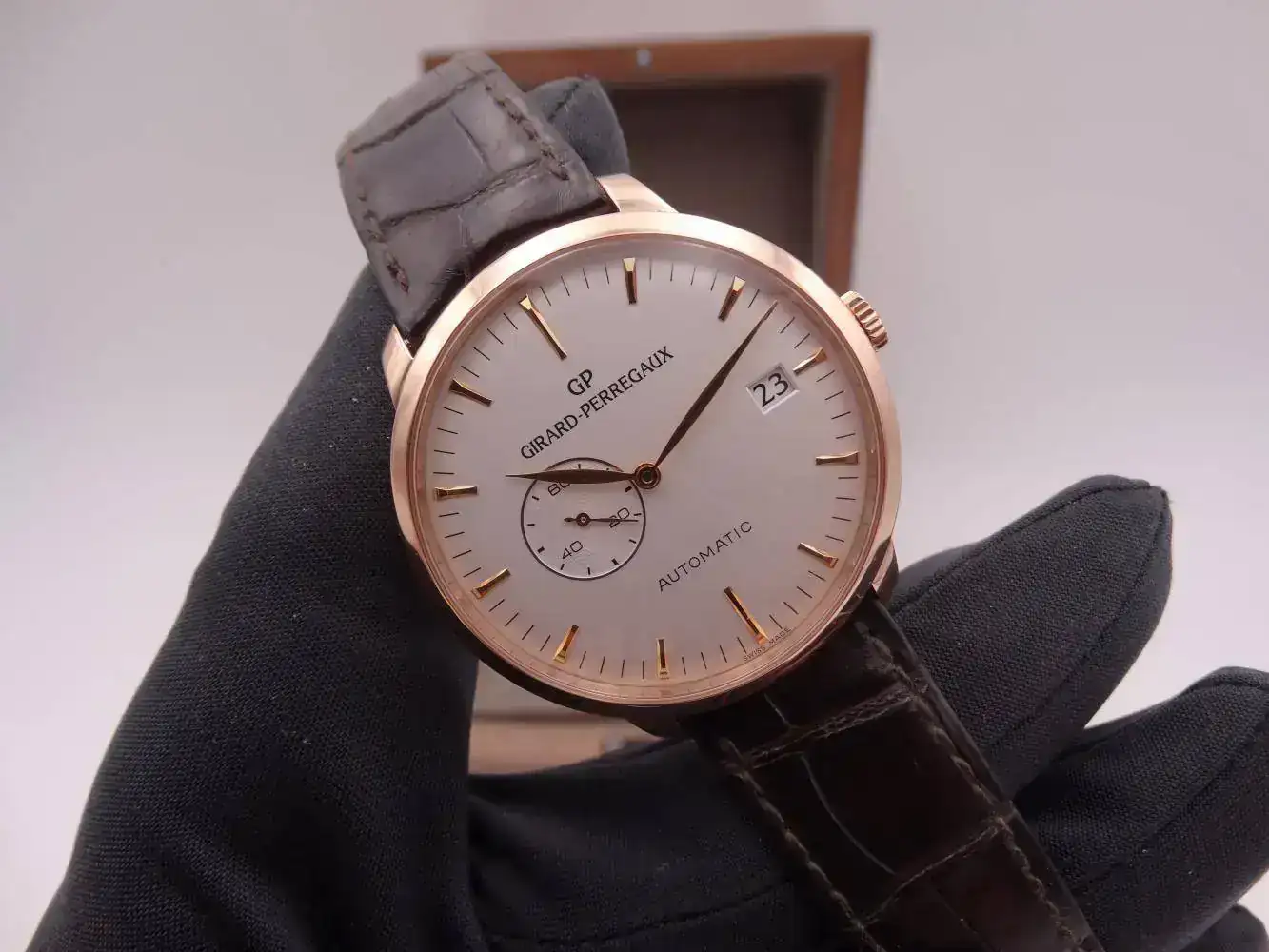 girard perregaux 1966 small seconds date 3835.jpg