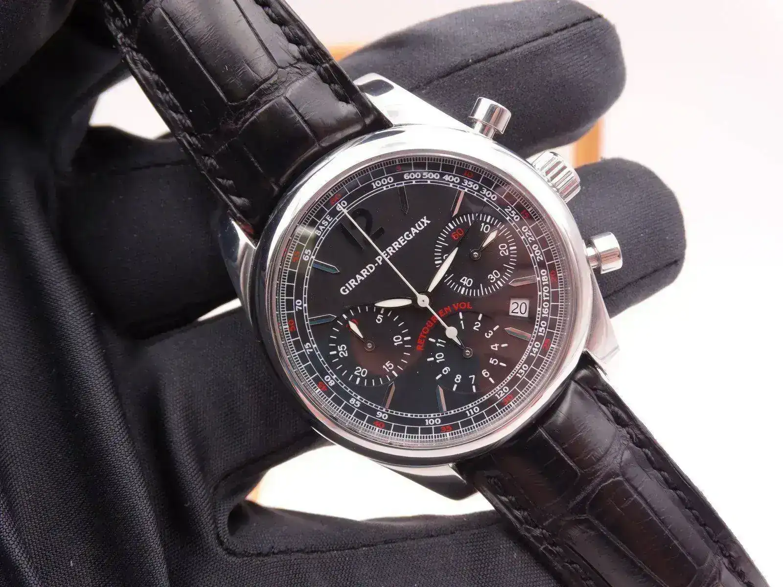 Girard Perregaux 4958 Chronograph Flyback 00756.JPG