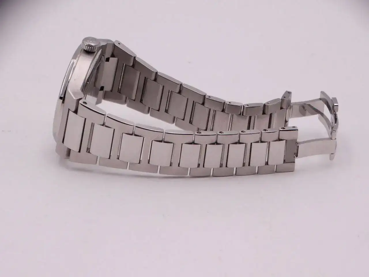 Girard Perregaux Laureato Grey 06471.JPG