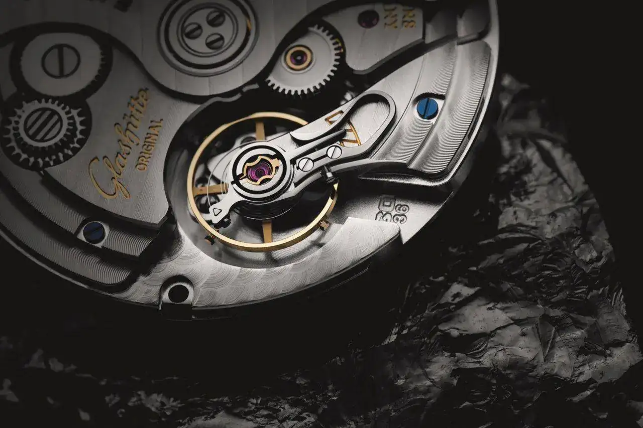 Glashütte_Original_Calibre_36-2.jpg