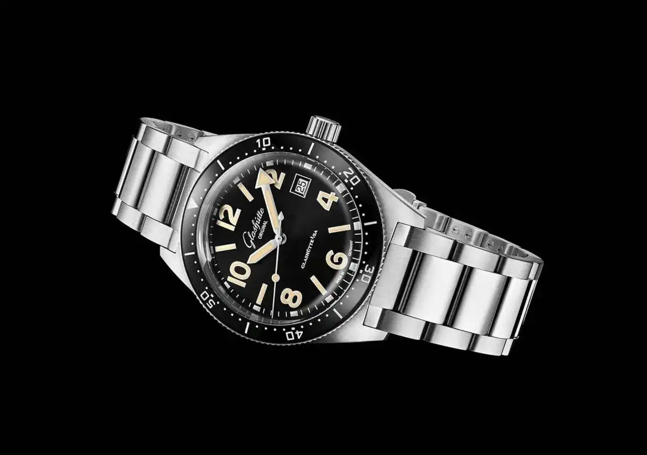 Glashuette_Original-W13911068070-Detail-9-1920x1350.jpg