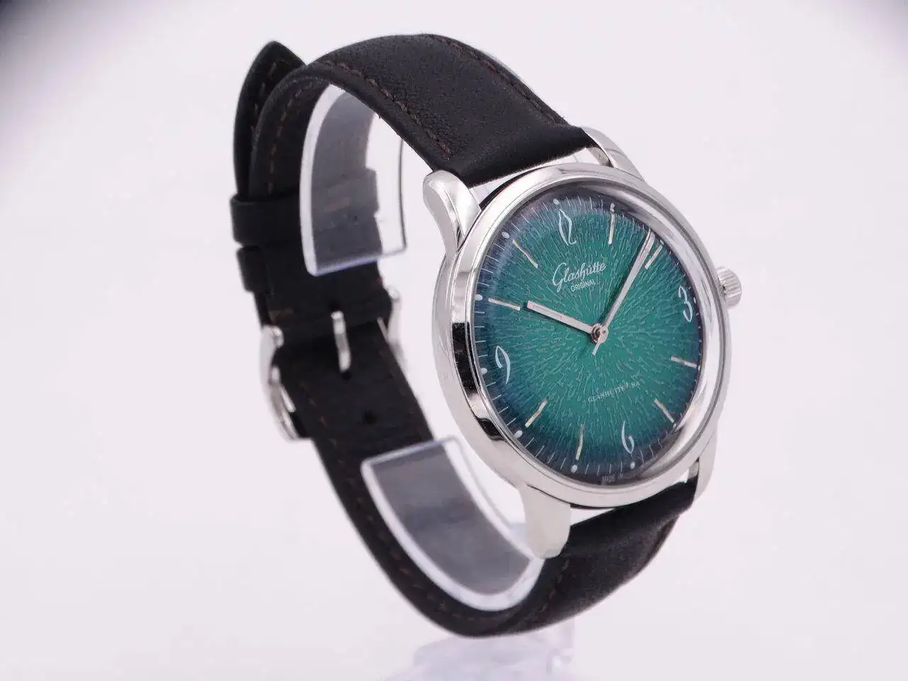 Glashutte Original Automatic Sixties Green 00916.webp