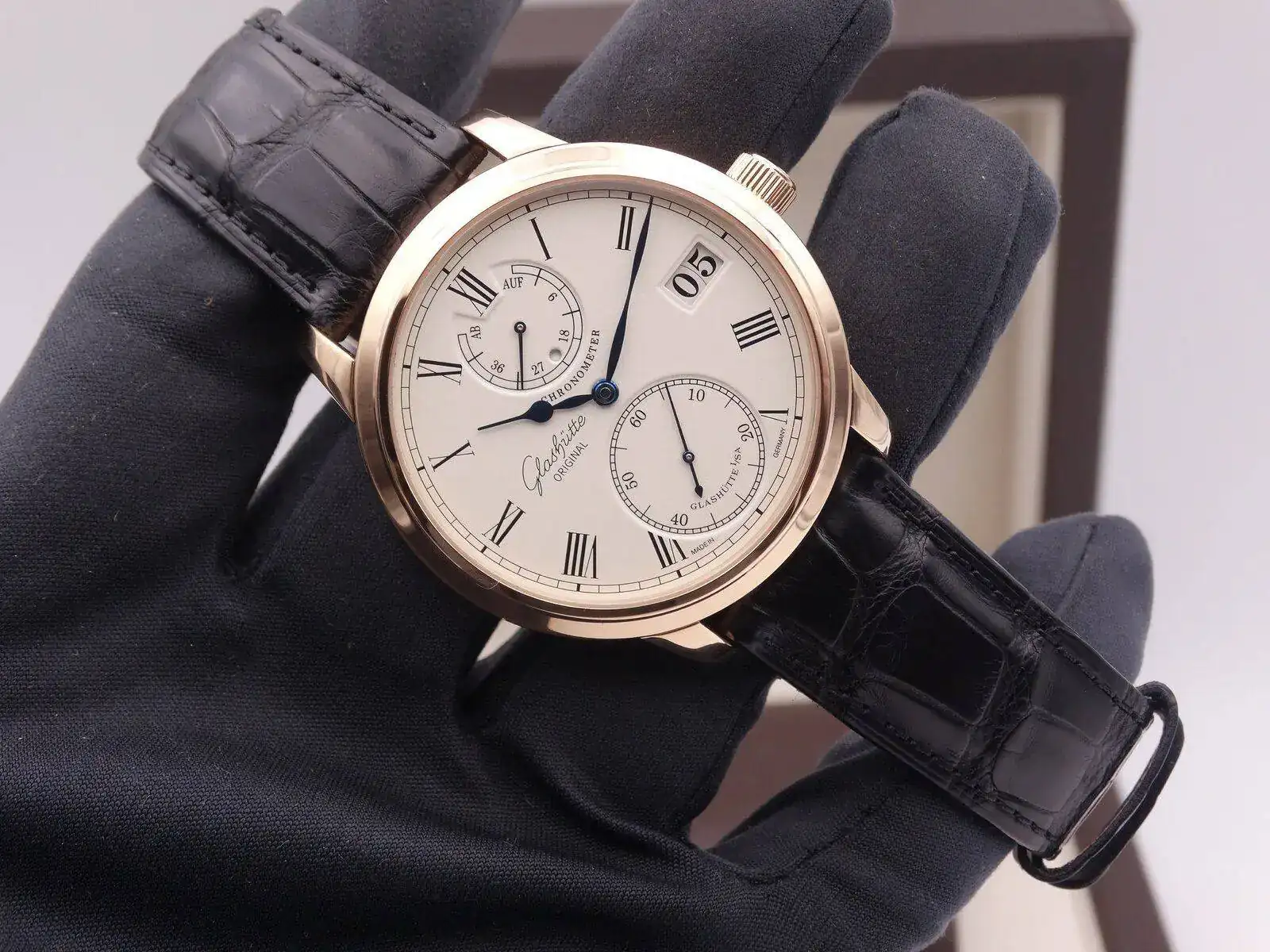 Glashutte Original Senator Chronometer 07775.webp