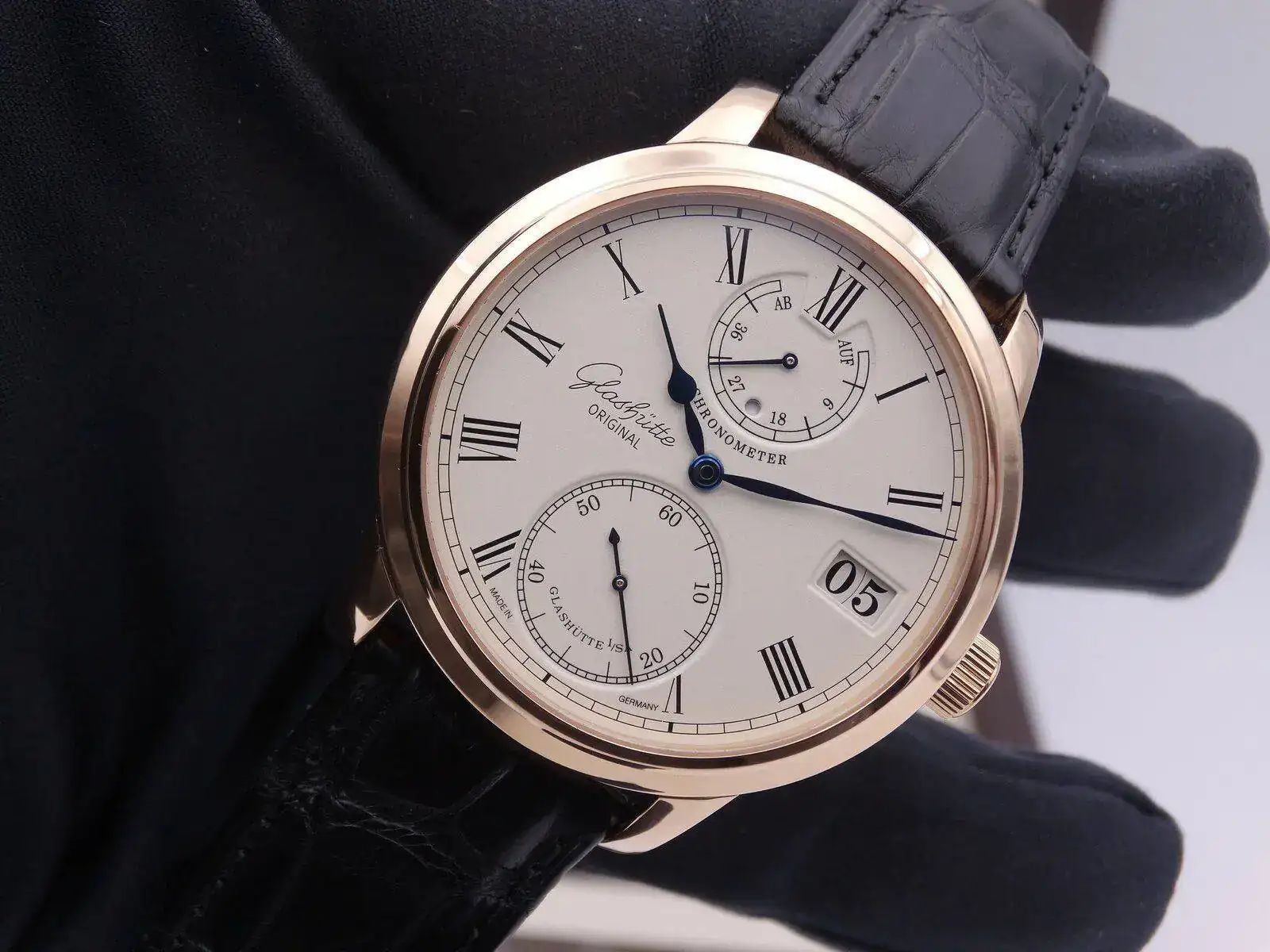 Glashutte Original Senator Chronometer 07781.webp