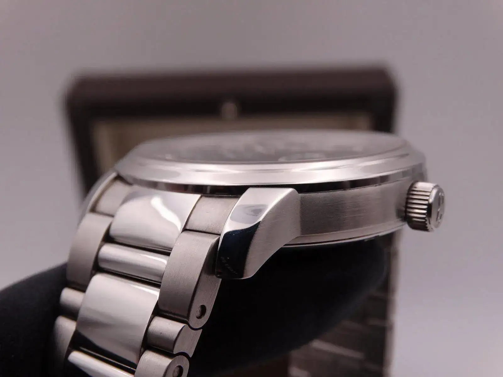 Glashutte Original Senator Observer 03000.webp