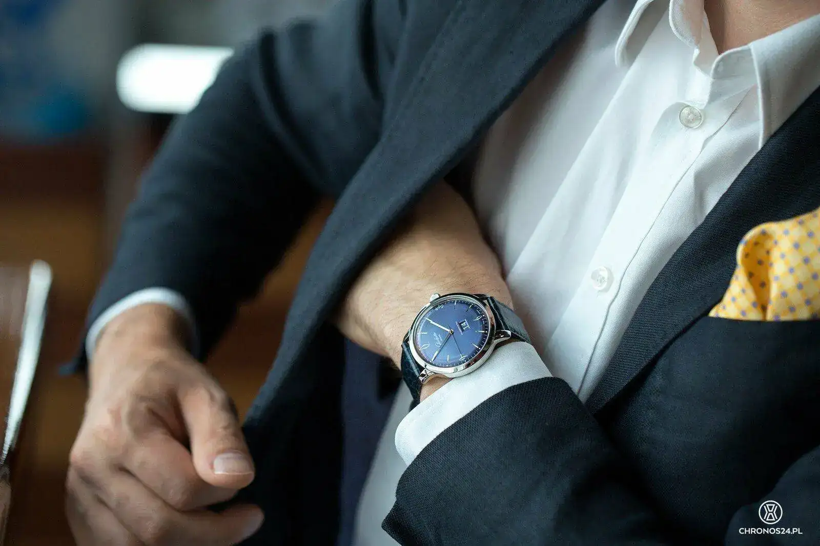 glashutte_original_sixties_panorama_date_16.webp