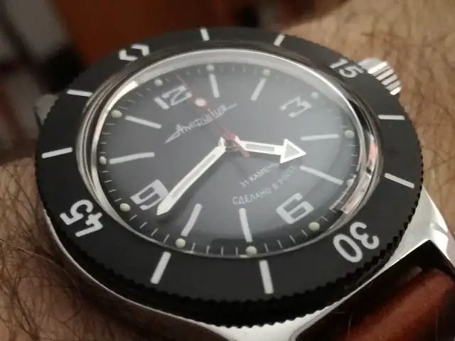 gLL6M1.webp