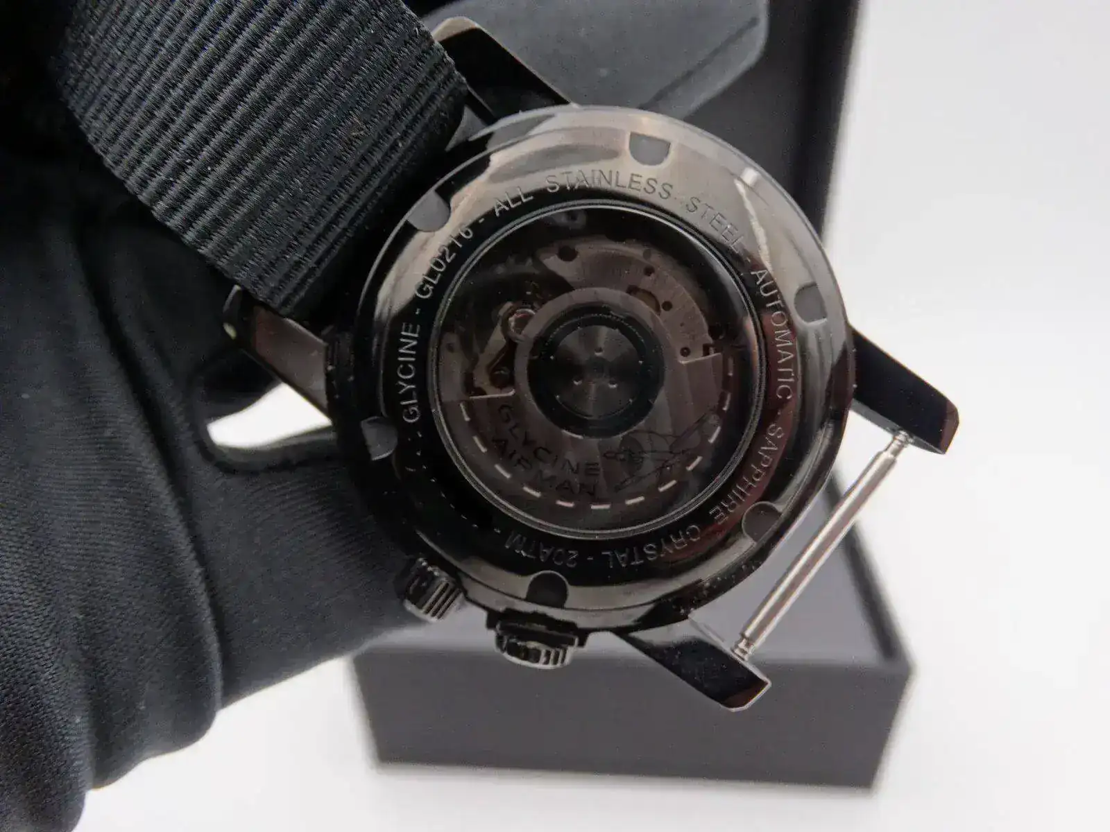 Glycine Airman Base 22 GMT Purist 9667 copia.webp