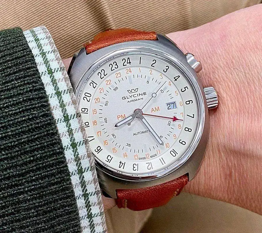 Glycine Airman GMT.webp