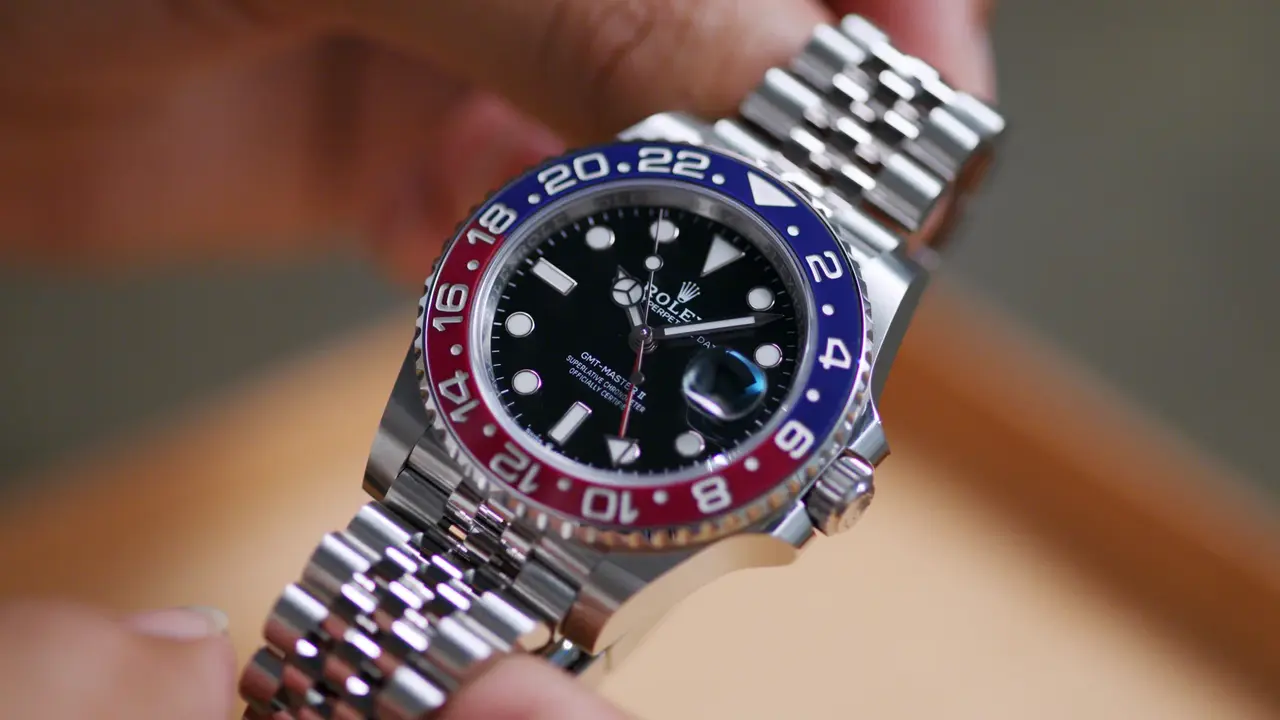 GMT_Master_Pepsi_1600x.webp