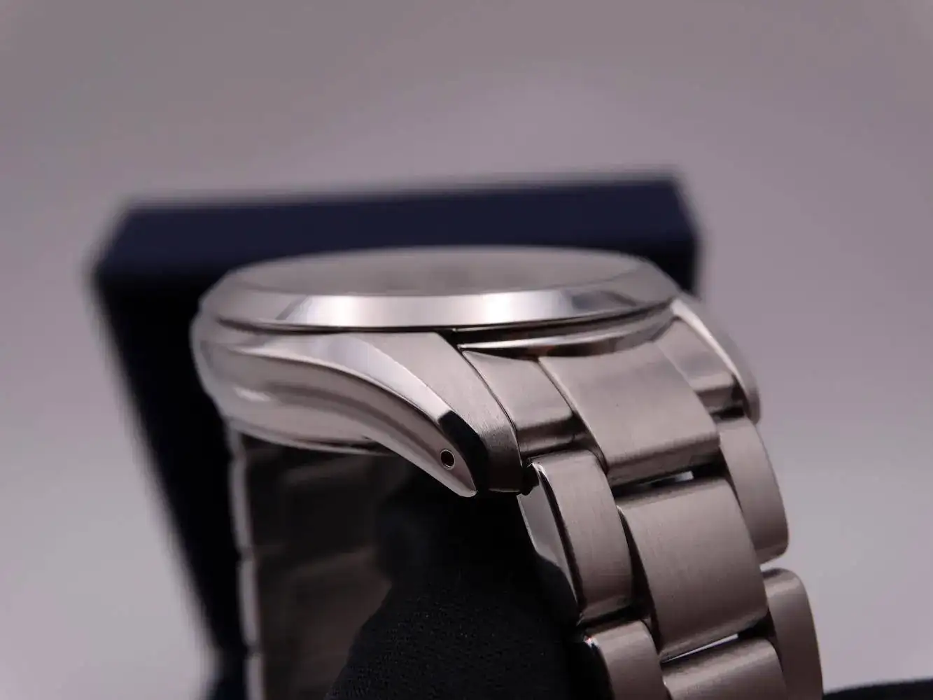grand seiko mechanical spring drive 1843.webp