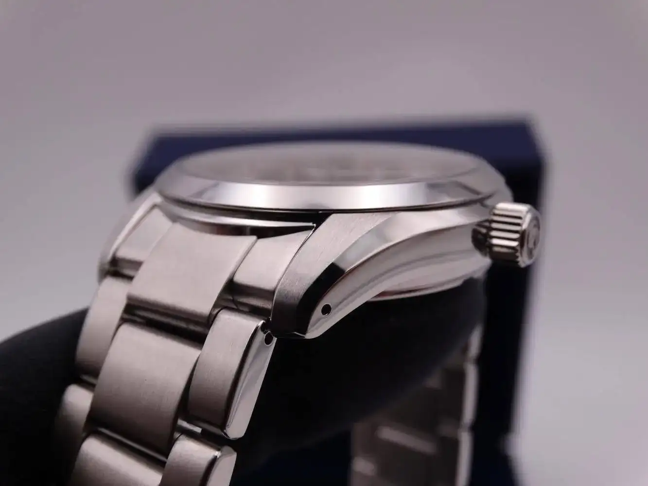 grand seiko mechanical spring drive 1844.webp