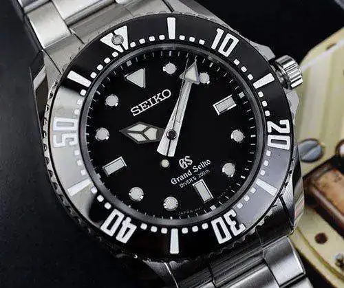 Grand-Seiko-Quartz-diver-04.webp