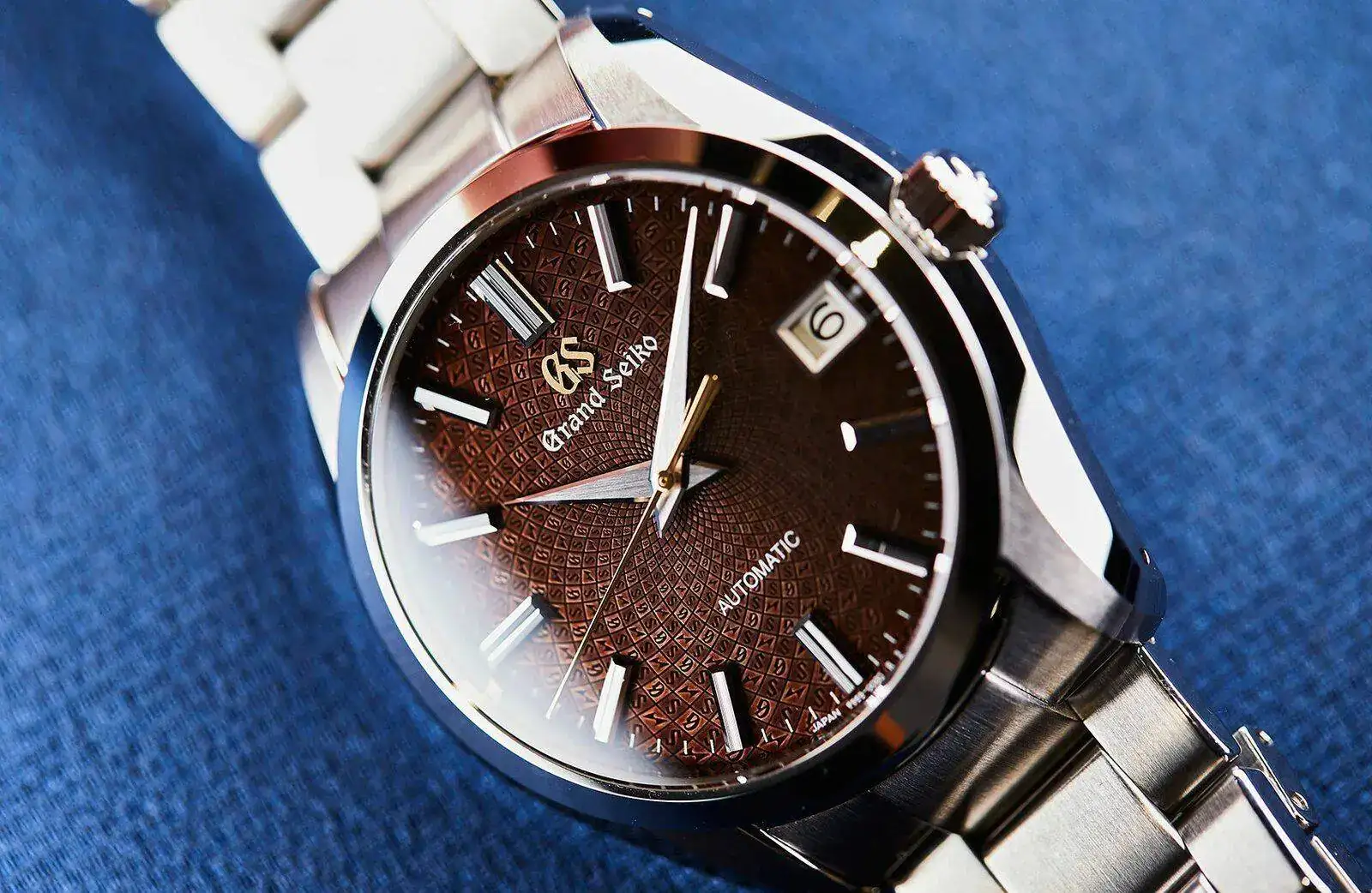 Grand-Seiko-SBGR311-5.webp