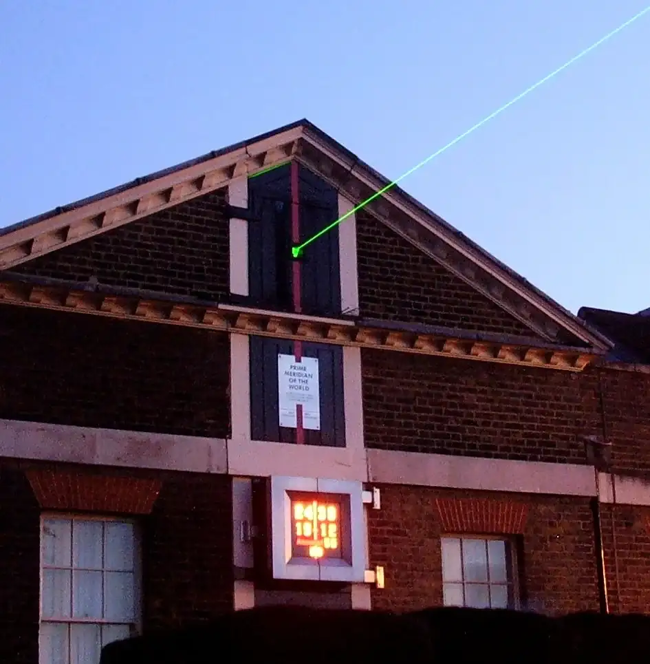 Greenwich_observatory_laser.webp