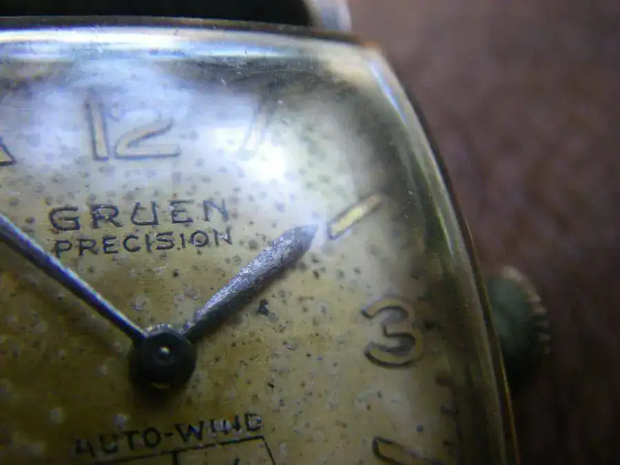 gruen precision k.webp