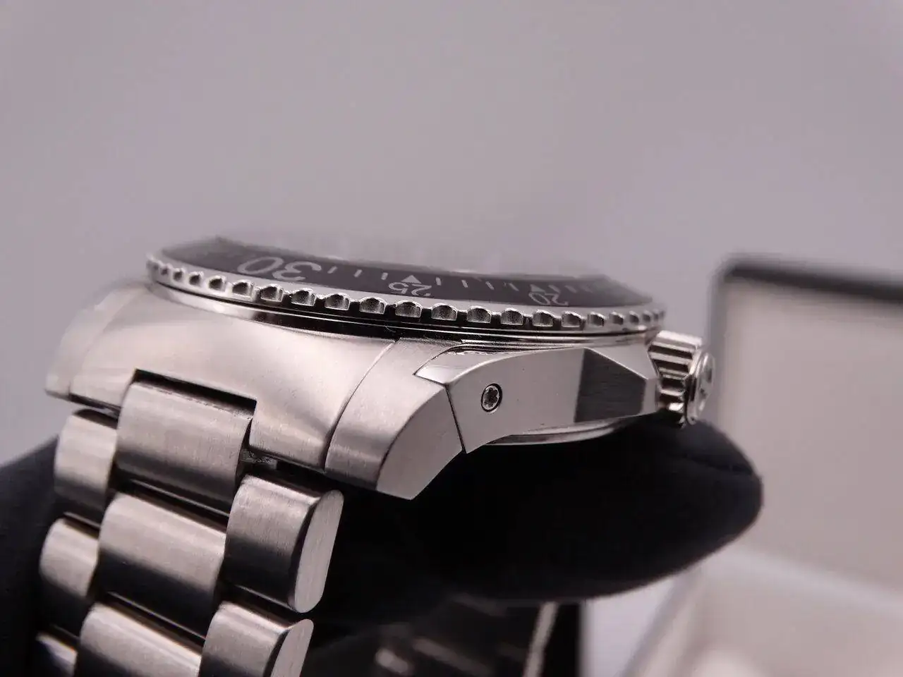 Gucci Diver 03428.webp