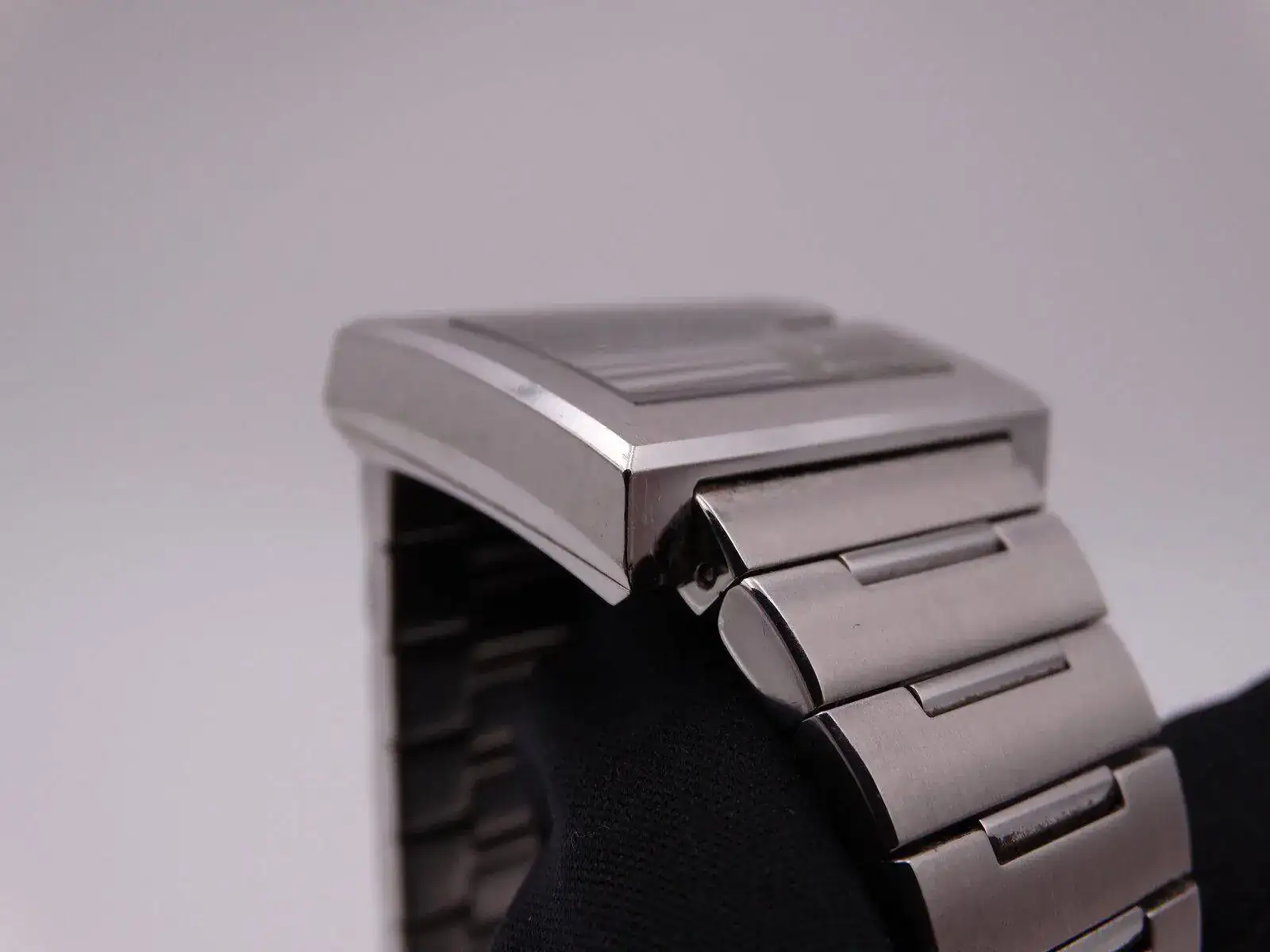 gucci quartz 2022.webp