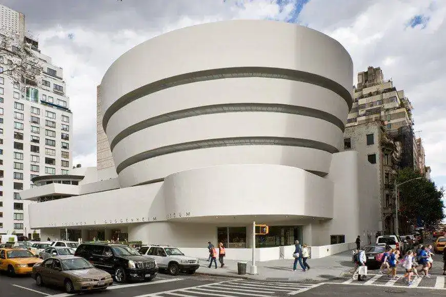 guggenheim-museum-new-york-03.webp