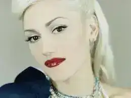 gwen-stefani-16.webp