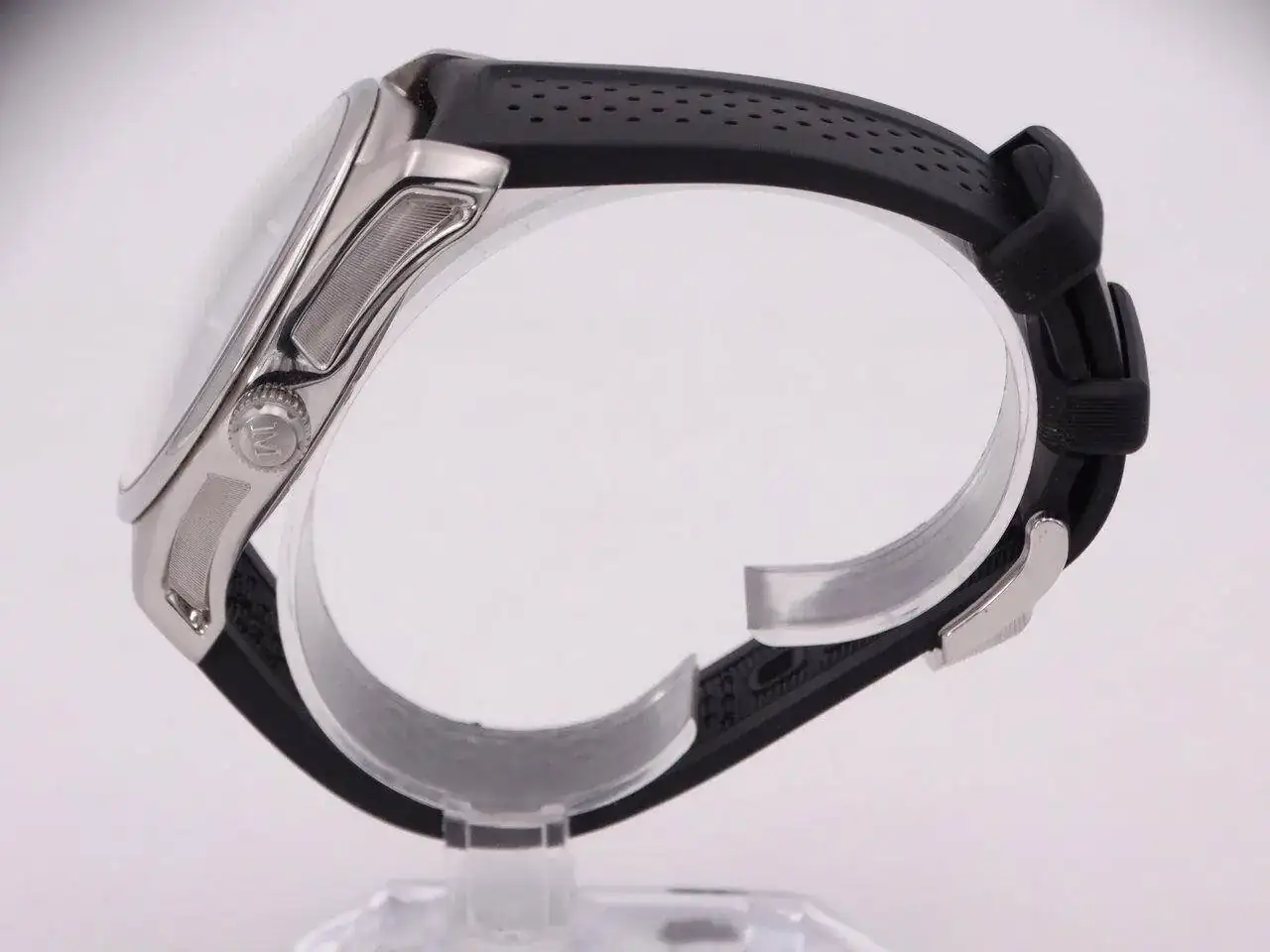 H. MOSER & CIE Pioneer Centre Seconds 02581.JPG