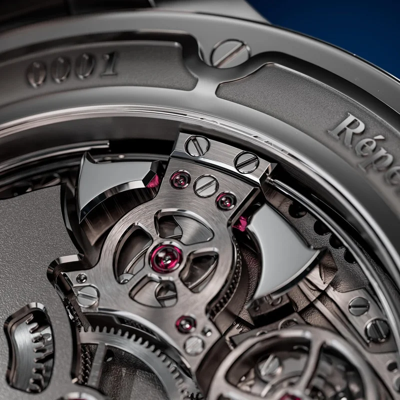 h-osmior-bal-du-temps-tourbillon-minute-repeater-2.webp
