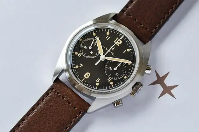 h-vintage-inspired-pilot-chronograph-1970s-Royal-A.webp