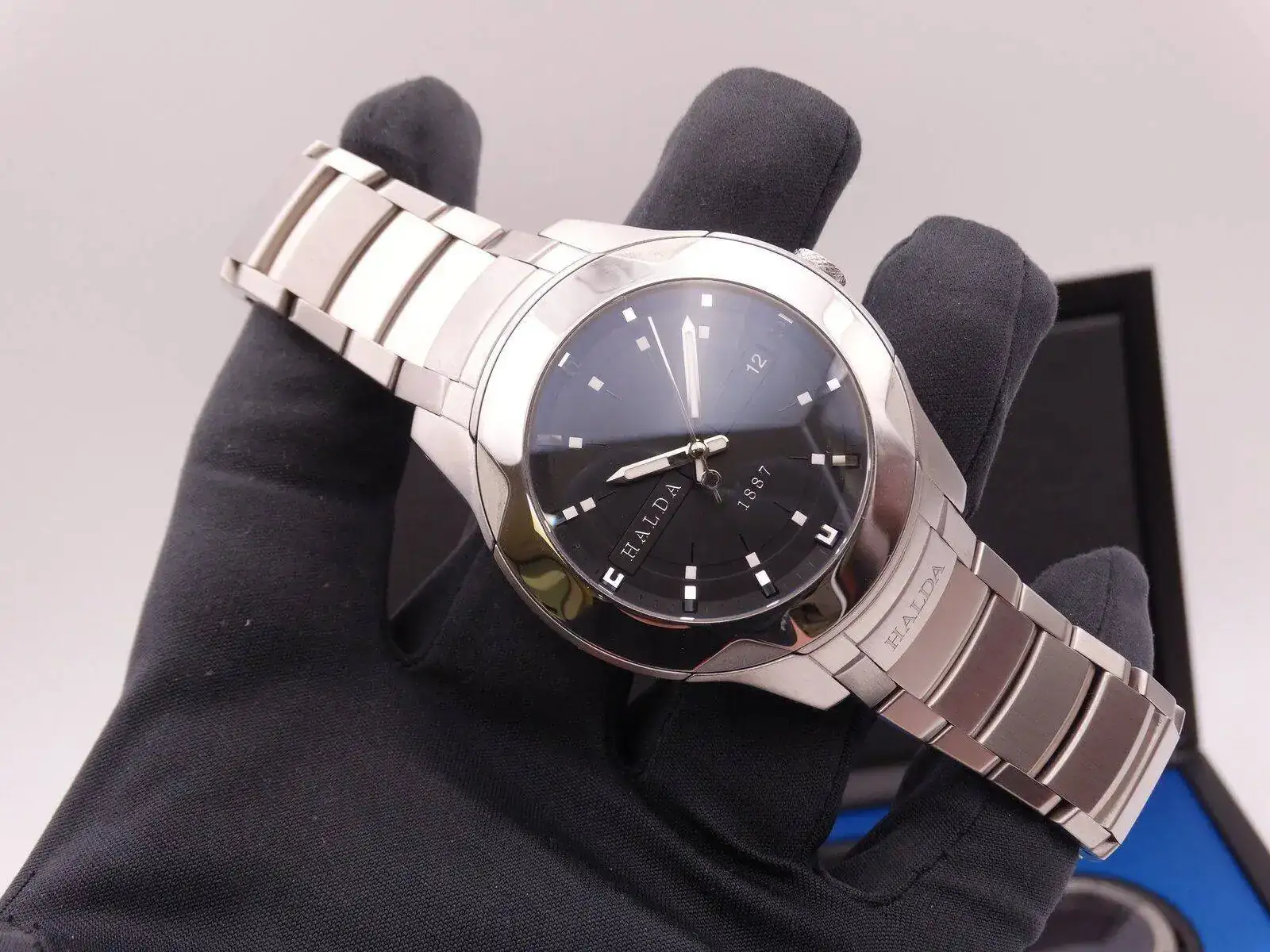 Halda Space Discovery Limited Edition 04314.webp