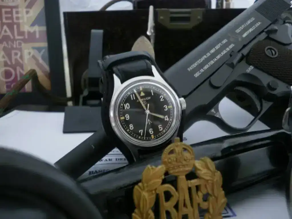 Hamilton 6B con Colt 1911A1-1.webp